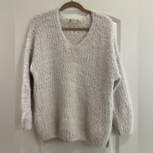 Altar'd State S/M Off-White Chunky Knit V-Neck Sweater